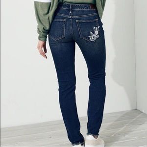 VINTAGE STRETCH LOW-RISE SUPER SKINNY JEANS 27